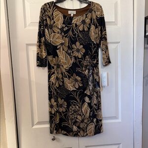 NWT Navy/Tan Dress ~ Signature by Robbie Bee